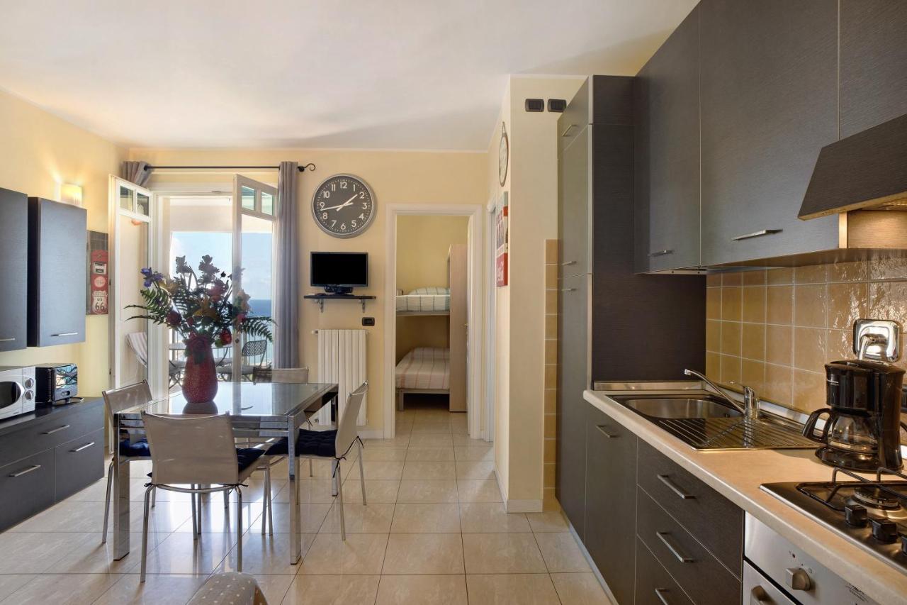 Casa Miradore 600 Mt Dal Mare อิมเปรีอา ภายนอก รูปภาพ