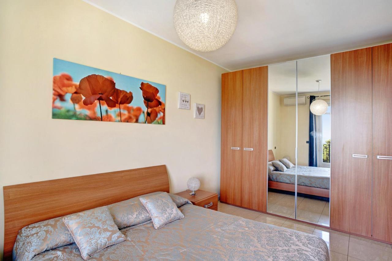 Casa Miradore 600 Mt Dal Mare อิมเปรีอา ภายนอก รูปภาพ